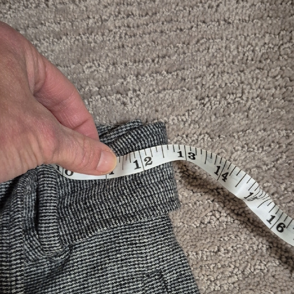 Aritzia Gray Women's Dress Tie Trousers- Wildfred SZ 00 - Picture 3 of 9